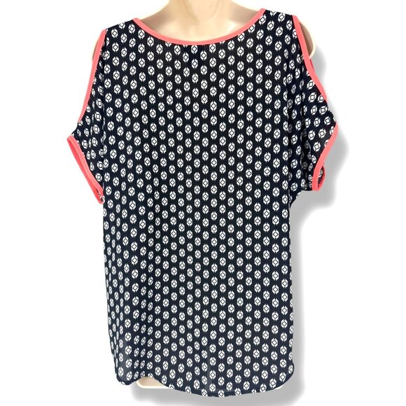 Bobeau Black White Print Cold Shoulder Tunic Top‎ Shirt Blouse Size M Nordstrom - Picture 4 of 8
